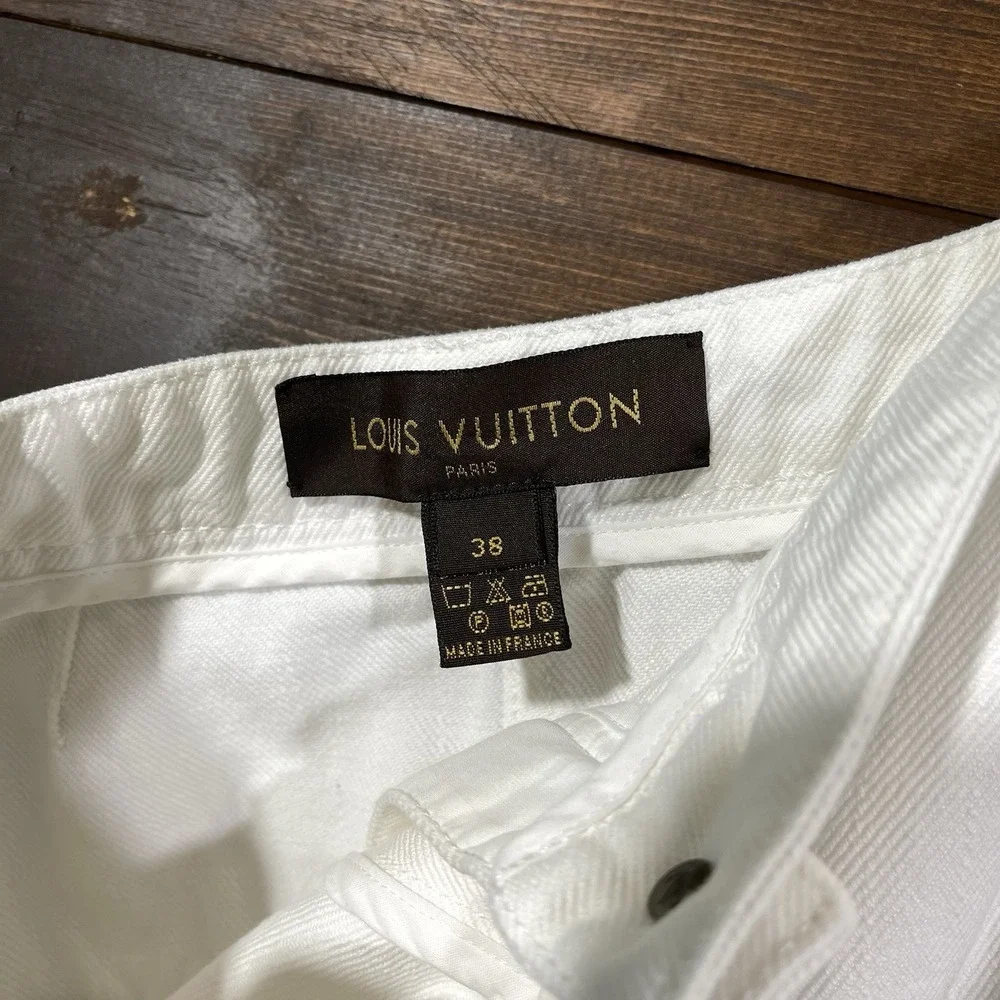 Louis Vuitton tagged size